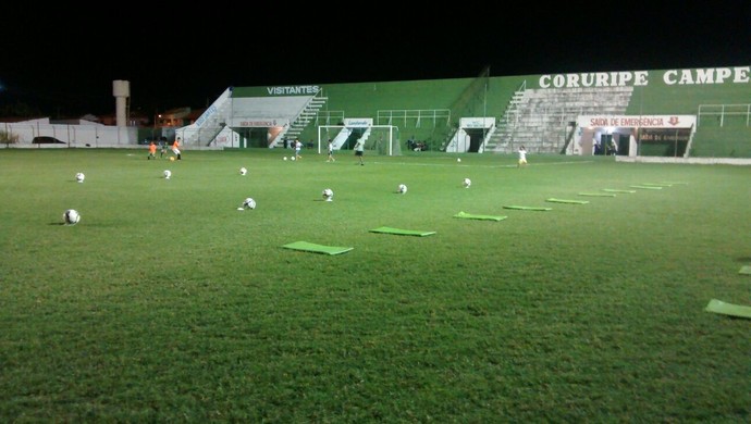 Estádio Gerson Amaral, em Coruripe (Foto: Denison Roma/GloboEsporte.com)