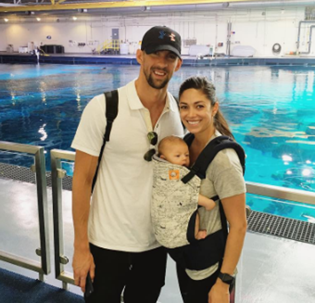 Michael Phelps com mulher e filho (Foto: Reprodução)