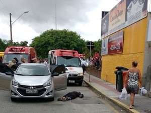 Homem foi baleado durante assalto (Foto: Flavio Thieves/Divulgação)