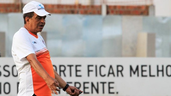 Francisco Diá, Campinense, treinamento, Amigão (Foto: Nelsina Vitorino / Jornal da Paraíba)
