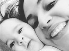 Perlla posta vídeo fofo com filha caçula: 'Risonha, linda'