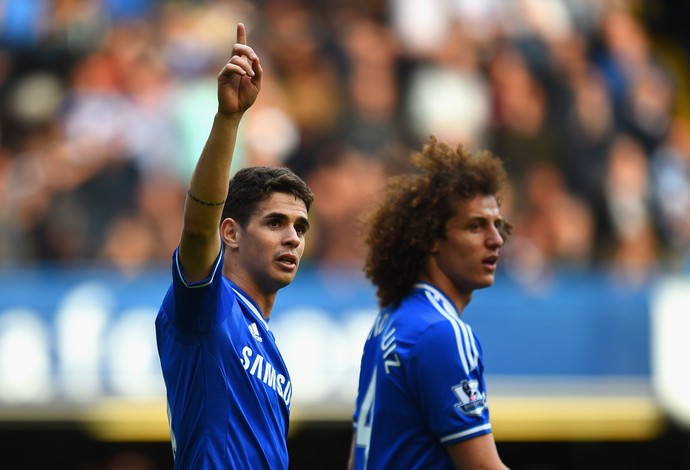 Oscar e David Luiz gol Chelsea x Arsenal (Foto: Getty Images)