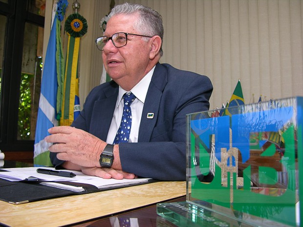 Ex-reitor e professor emérito da Universidade de Brasília (UnB), Lauro Morhy (Foto: Roberto Fleury/Divulgação) Ex-reitor e professor emérito da Universidade de Brasília (UnB), Lauro Morhy (Foto: Roberto Fleury/Divulgação)