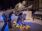 Fãs prestam homenagens a Chuck Berry após morte do músico 