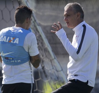 Após Libertadores, Luciano ganha 