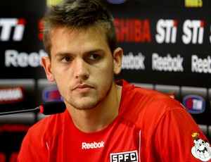 Rafael Toloi no treino do São Paulo (Foto: Luiz Pires / VIPCOMM)