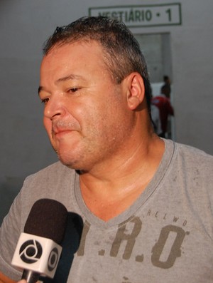 Luiz Henrique, técnico do Esporte de Patos (Foto: Larissa Keren)