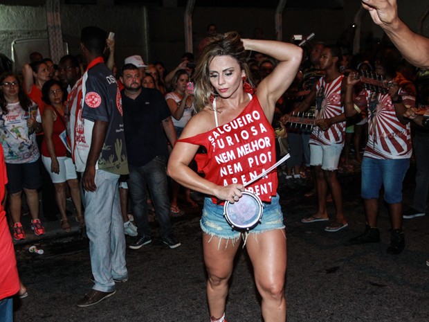 Viviane araujo ensaios