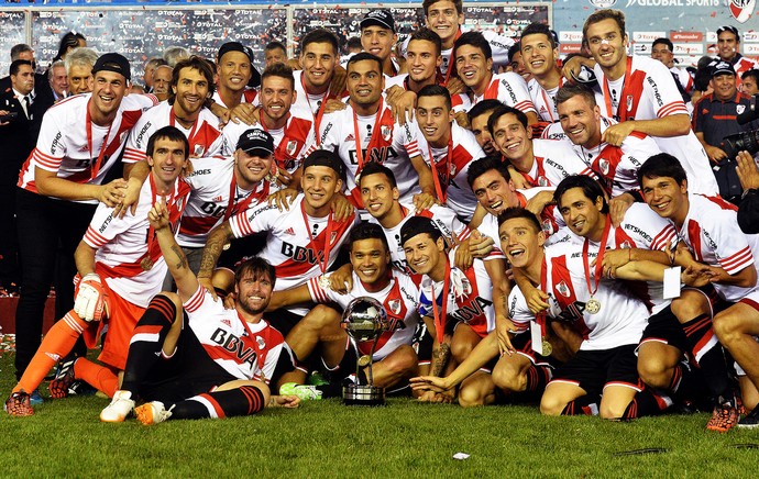 Comemoração do River Plate copa Sul-americana (Foto: EFE)
