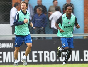 Elano e Zé Roberto marcaram dez gols pelo Grêmio (Foto: Lucas Uebel/Grêmio FBPA)