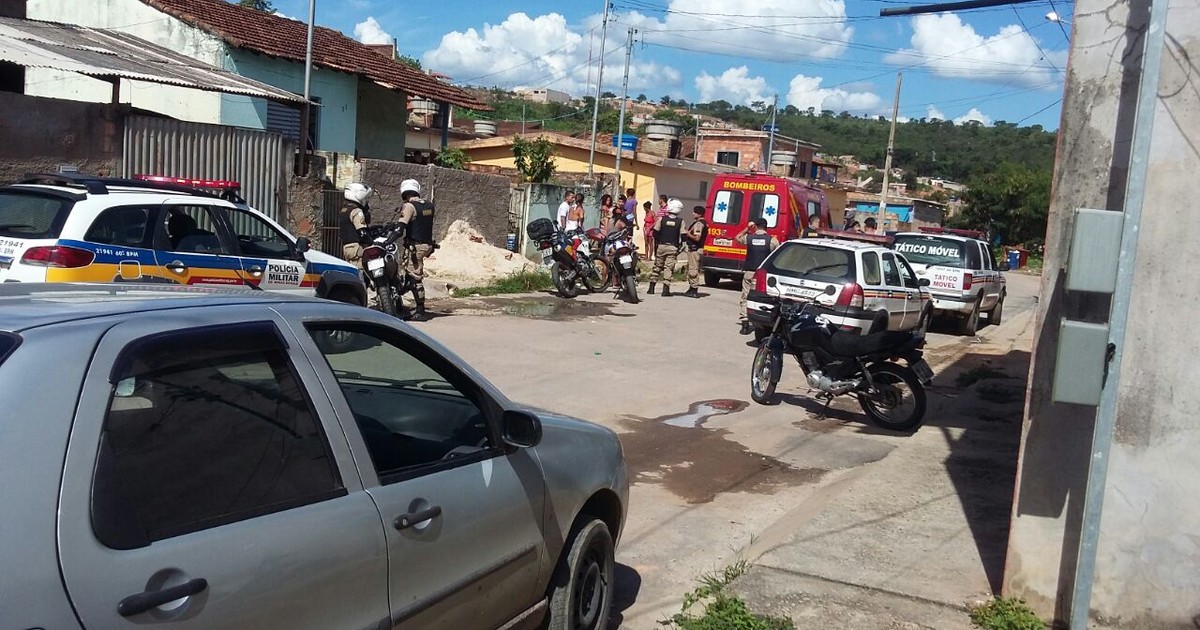 Ladrão baleado em Nova Serrana está grave e policial tem melhora - Globo.com