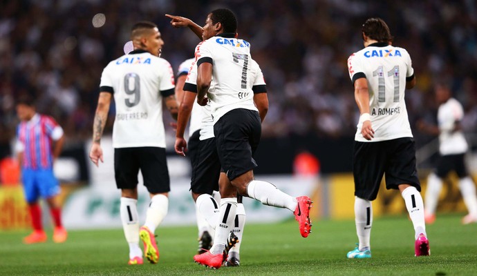 Atuações do Corinthians: Elias, Ralf e Petros comandam a vitória na Arena