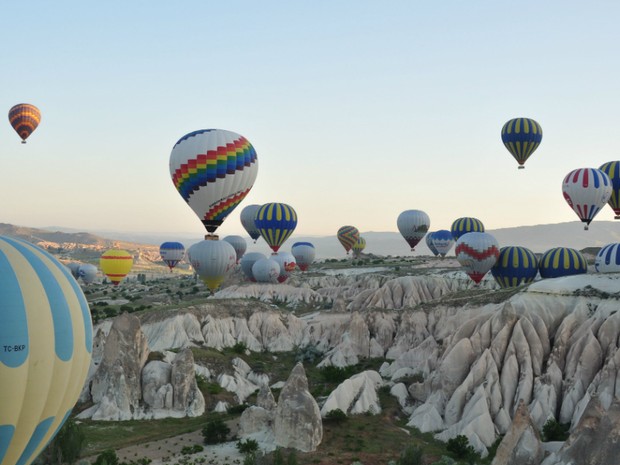 "Parecia um parque de diversões sem segurança", conta turista (Foto: Divulgação / Paulo Modenezi) Passeio balão Turquia (Foto: Divulgação / Paulo Modenezi)