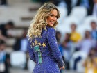 Claudia Leitte ganha 'de lavada' de Jennifer Lopez em enquete