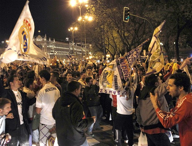 Torcida, Real Madrid, Comemorando (Foto: EFE)
