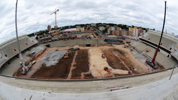 Obras Arena da Baixada copa 2014 (Foto: Arena)