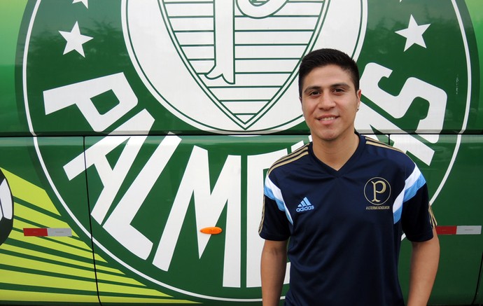 Cristaldo aprova dupla com Henrique, mira vaga e espera chance de Dorival