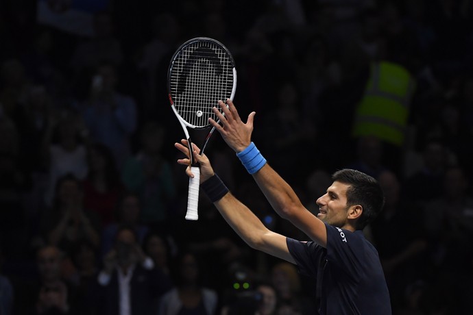 Novak Djokovic celebra vitória sobre David Goffin no ATP Finals (Foto: Reuters / Toby Melville Livepic)