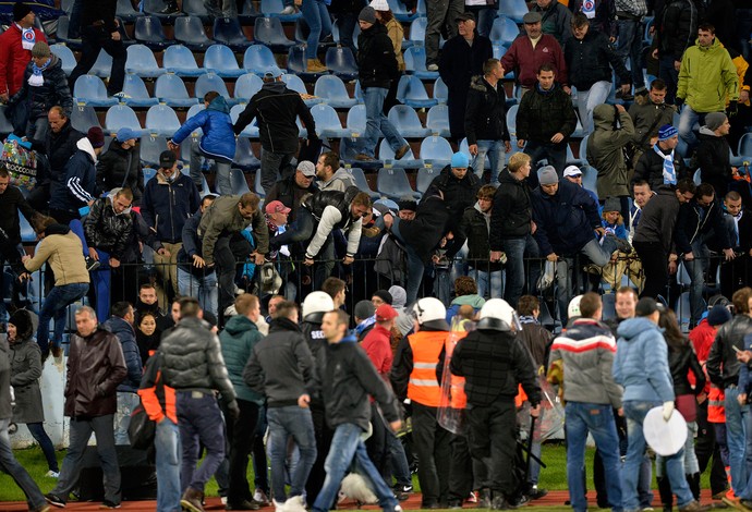 Briga Slovan Bratislava x Sparta Praga (Foto: AFP)