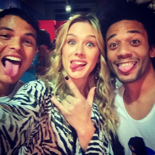 Thiago Silva, Fiorella Mattheis e Marcelo (Foto: Instagram / Reprodução)