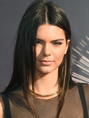 BELEZA - VMA - NUDE - Kendall Jenner (Foto: AFP)