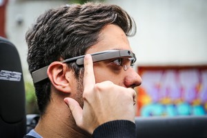 Dirigimos usando o Google Glass (Foto: Rafael Munhoz / Autoesporte)
