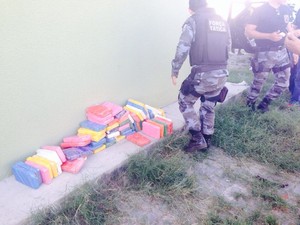 Polícia Militar participou da operação (Foto: Polícia Civil/Divulgação)