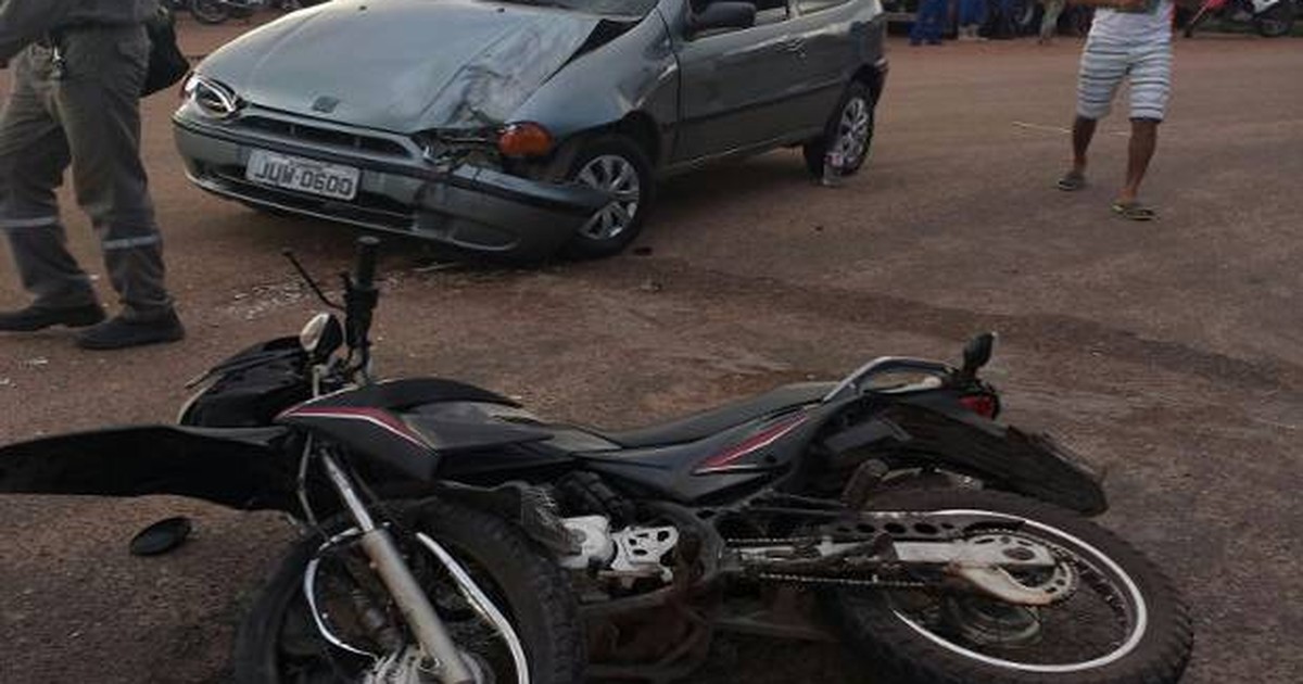 G Motociclista Fura Preferencial E Morre Ap S Ser Atingido Por Carro