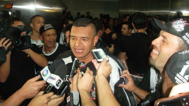 Reginaldo, torcedor do Corinthians (Foto: Maria Clara Ciasca)