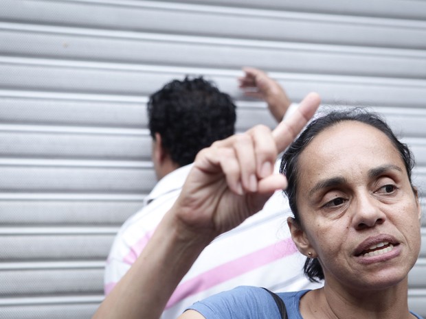 Sandra do Nascimento pegou ônibus, metrô e táxi mas perdeu a prova do Enem (Foto: Caio Kenji/G1) - ck-1252