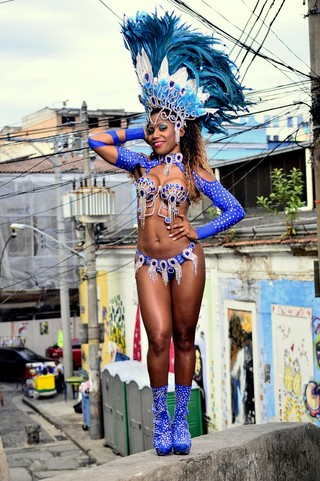 Cintia Rocha, candidata a Rainha doi Carnaval Carioca de 2015 (Foto: Roberto Teixeira / Ego)