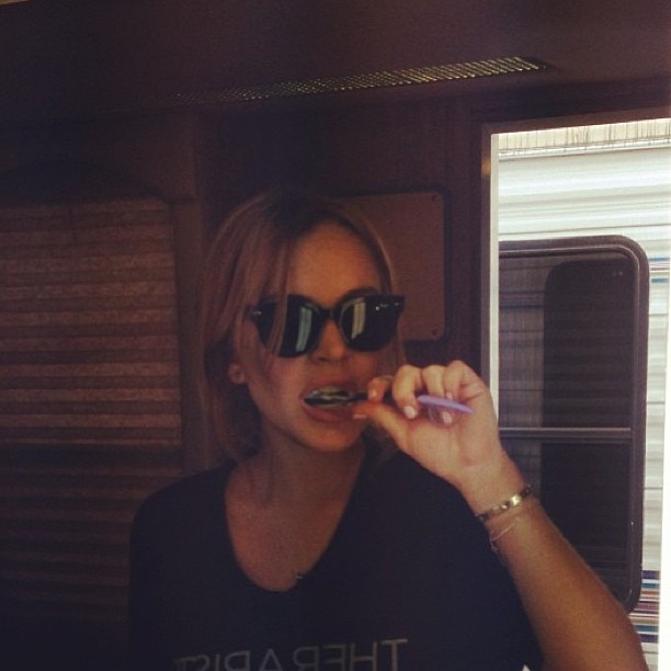 Lindsay Lohan no set de "Anger Management" (Foto: Reprodução/Instagram)