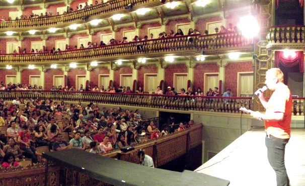 Teatro 12 horas (Foto: Fernando Rassy )
