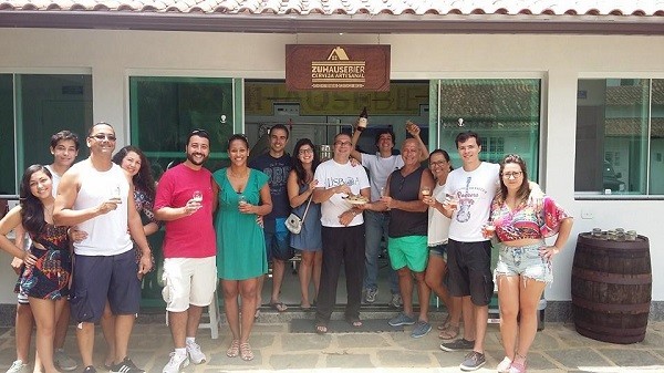 Grupo visita a cervejaria em Miguel Pereira