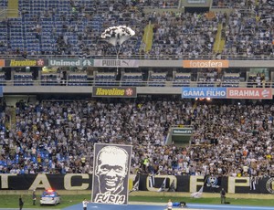 Seedorf balão Engenhão Botafogo (Foto: Thales Soares / Globoesporte.com)