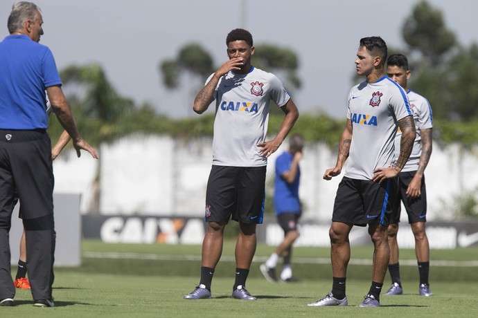 Sincero, Giovanni Augusto aceita reserva: 