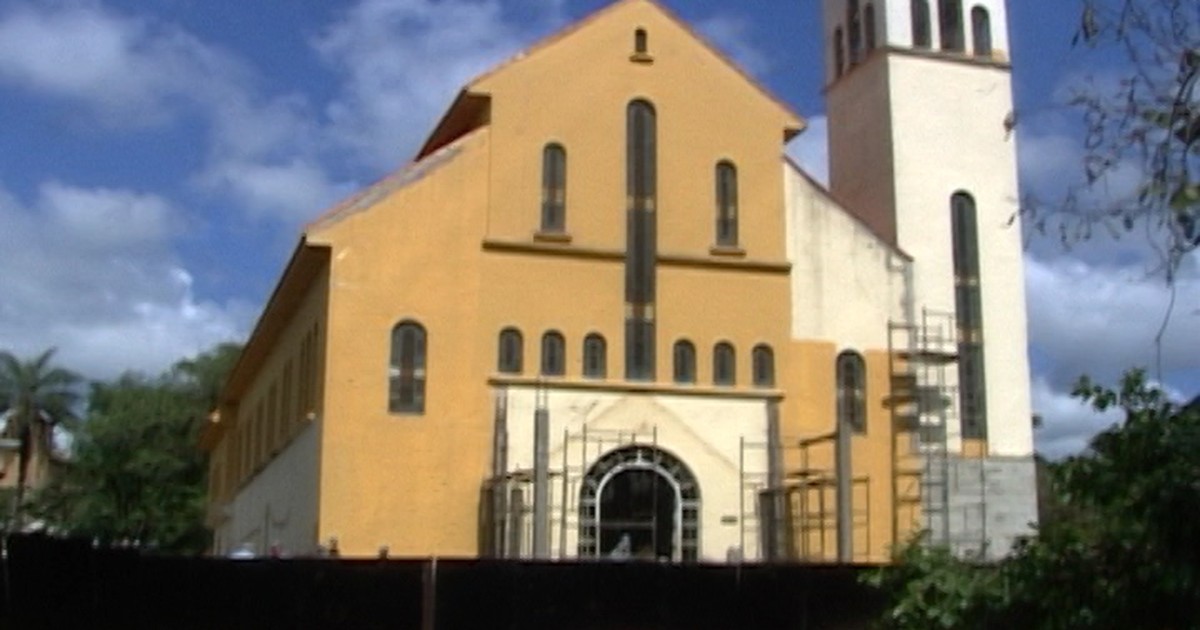 Reforma de igreja de Araxá é adiada após surpresa durante obras
