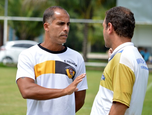 Felipe, técnico do Tigres
