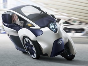 Toyota i-road traz novo conceito para carros elétricos urbanos (Foto: Divulgação)