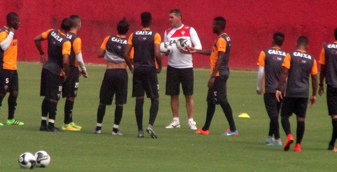 Vitória; treino; Vagner Mancini; Barradão (Foto: GloboEsporte.com)