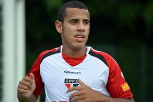 Lucas Evangelista - São Paulo (Foto: site oficial / saopaulofc.net) Lucas Evangelista - São Paulo (Foto: site oficial / saopaulofc.net)