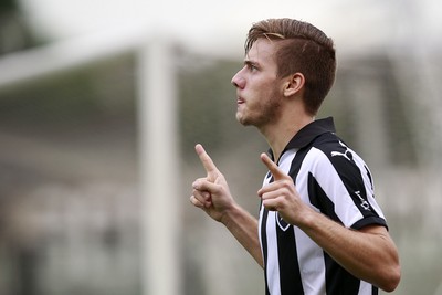 luis henrique - botafogo x cabofriense (Foto: Vitor Silva / SSpress / Botafogo) luis henrique - botafogo x cabofriense (Foto: Vitor Silva / SSpress / Botafogo)