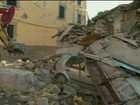 Menina de 10 anos é resgatada de escombros 18h após tremor na Itália