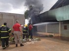 Incêndio consome ginásio esportivo de escola municipal, em Porto Velho