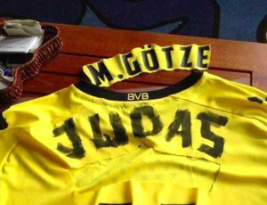 Götze Judas Borussia Dortmund (Foto: Reprodução / Twitter)