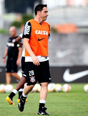 Chicão treino Corinthians (Foto: Marcos Ribolli / Globoesporte.com)