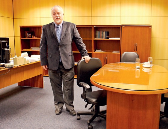 o procurador Carlos Fernando Santos Lima (Foto: Ernesto Rodrgiues/Folhapress)