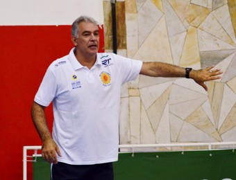 Luiz Zanon técnico São José Basquete (Foto: Danilo Sardinha/GloboEsporte.com)