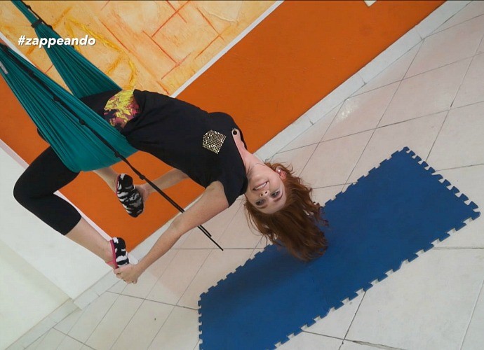 Jéssica Monteiro se joga no aeropilates (Foto: Zappeando)