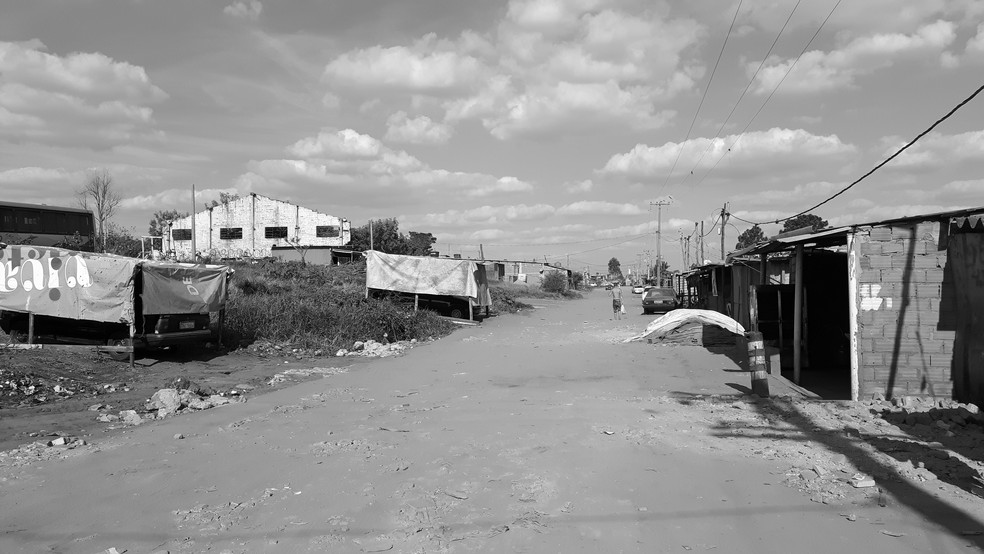 Ocupação da Vila Soma teve início há quatro anos (Foto: Fernando Pacífico / G1)